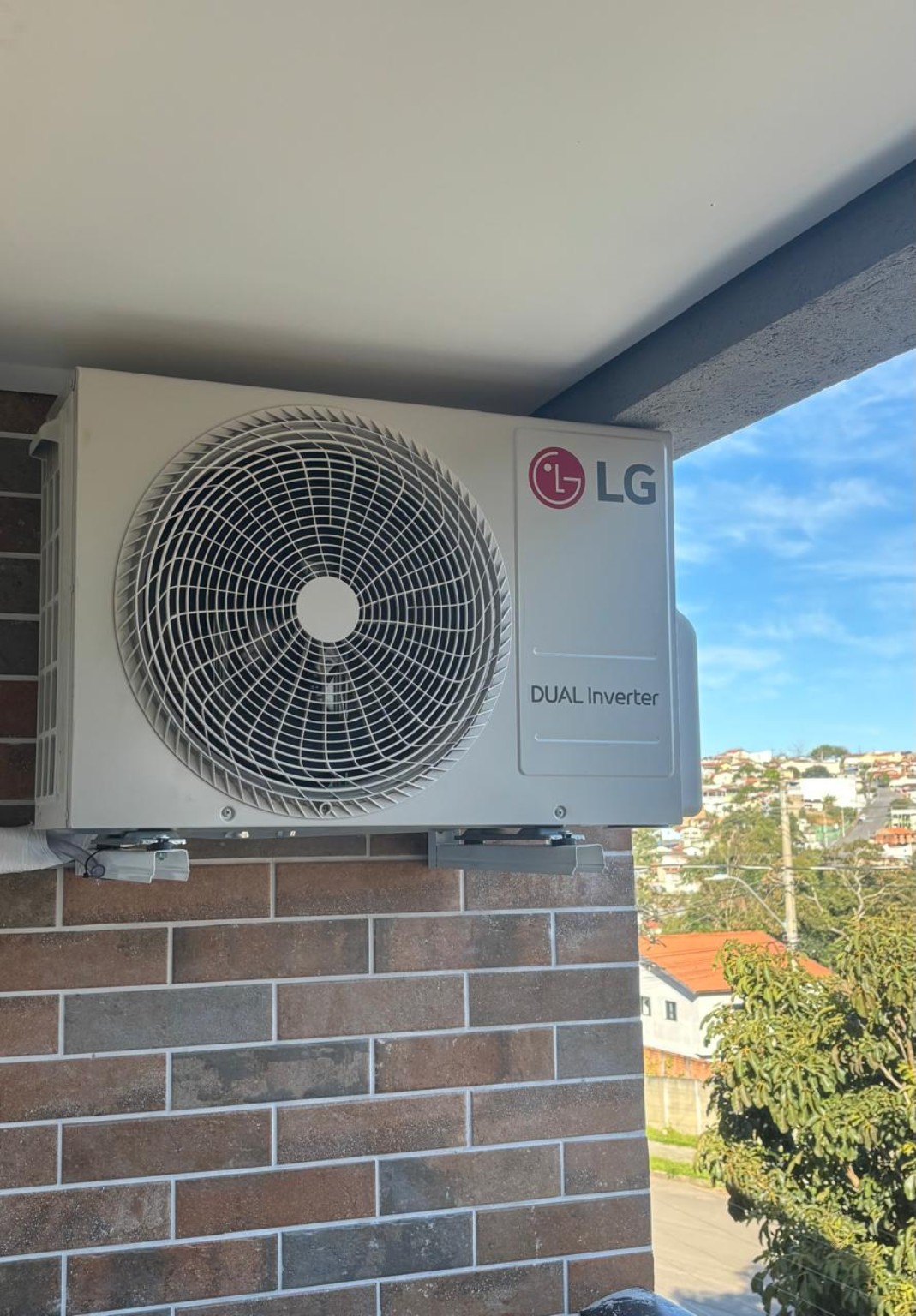 Condensadora LG instalada